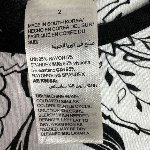 Chico's Tunic Top Large 12‎ Black White Floral Shark Bite Hem 3/4 Sleeve Stretch - Picture 5 of 9